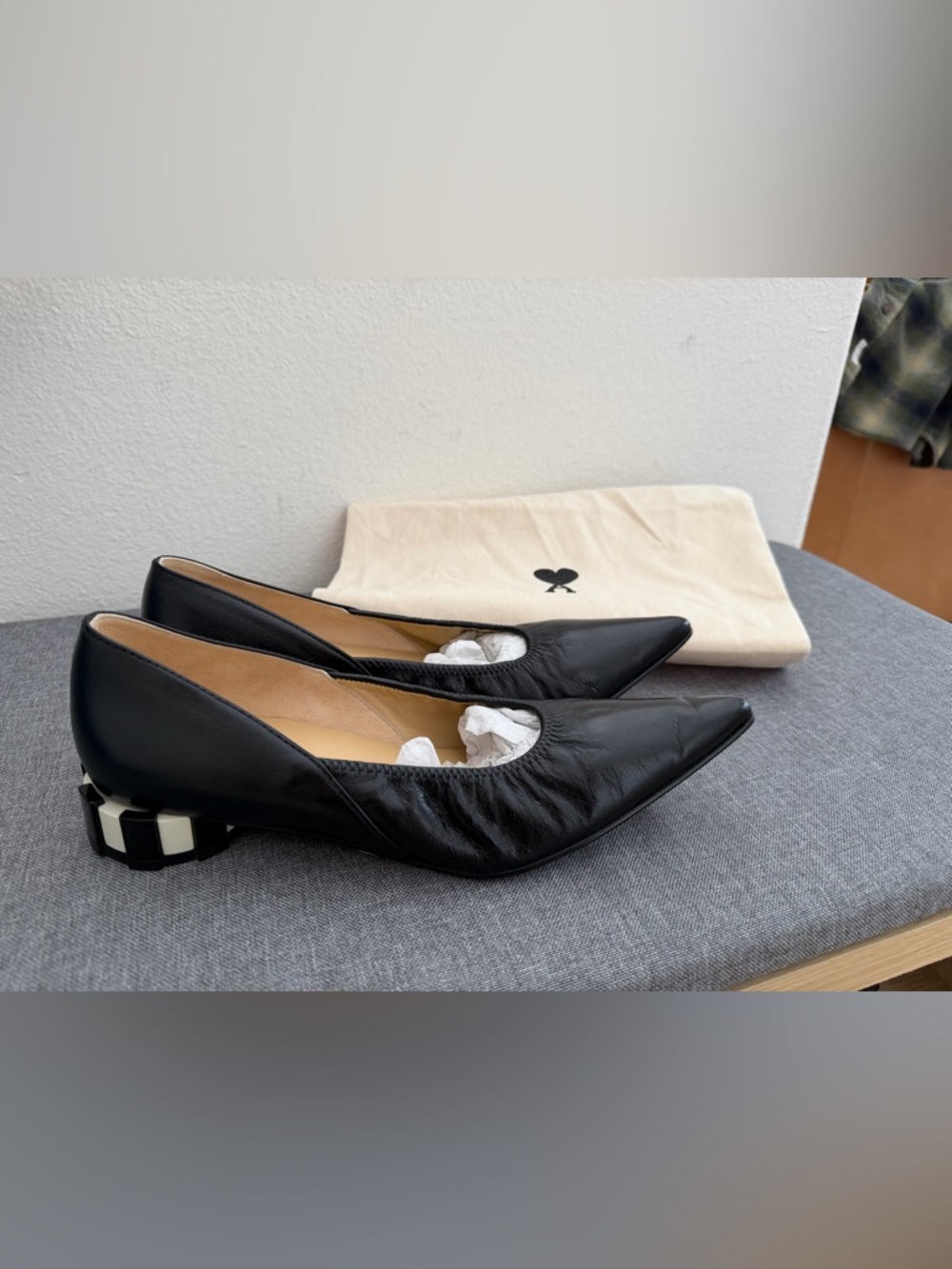 AMI Paris Black Leather Pointed Toe Women's Pumps